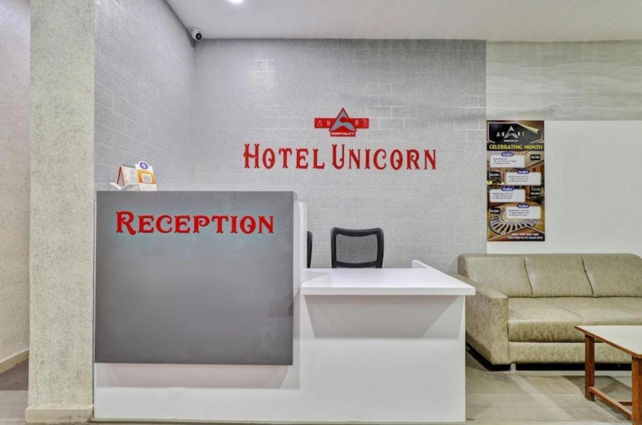 Hotel Unicorn, سورات المظهر الخارجي الصورة