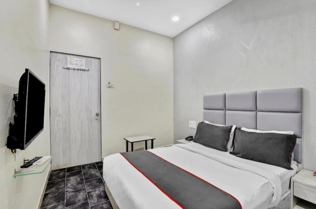 Hotel Unicorn, سورات المظهر الخارجي الصورة